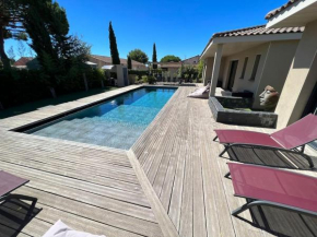 Splendide villa avec piscine et salle cinéma